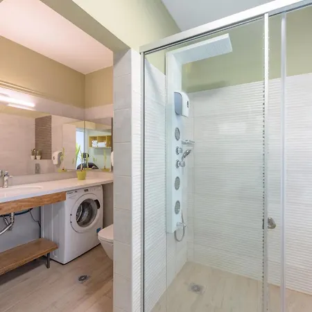 Stefan's Seafront Apartment Chania (Crete)