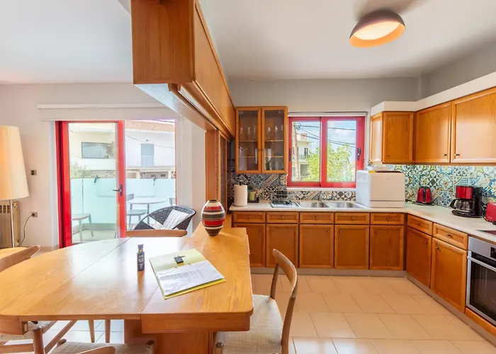 Stefan's Seafront Apartament *