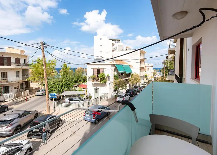 Stefan's Seafront Apartament