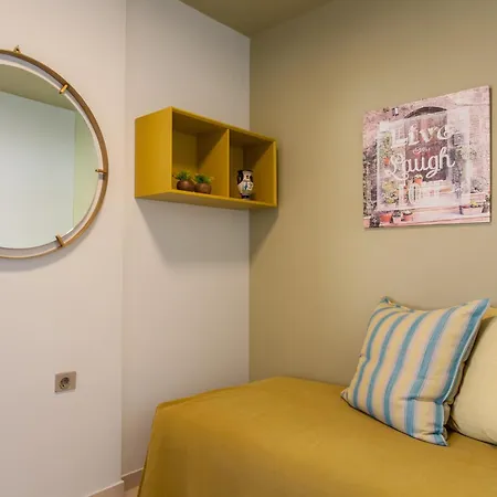 Daire Stefan's Seafront *