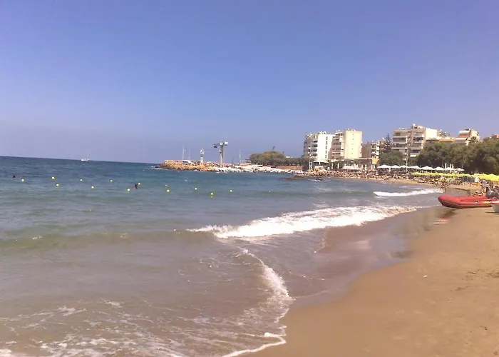 Stefan's Seafront Апартаменти